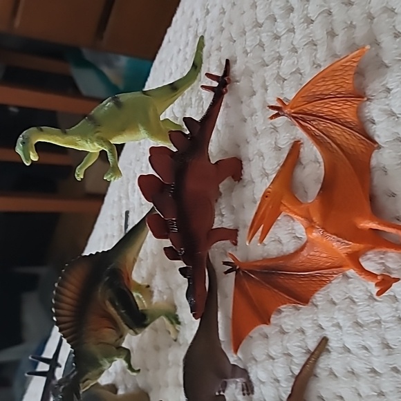 Lot Of 9 Hard PVC Medium Colourful Dinosaur Toys - Picture 2 of 6